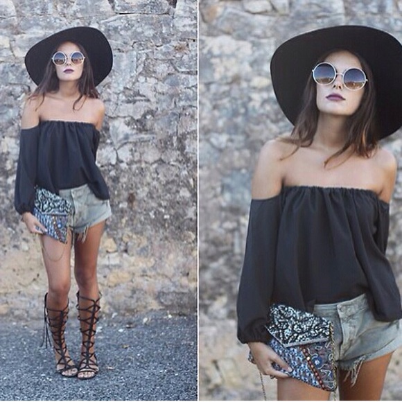 Tops - Black off the shoulder top
