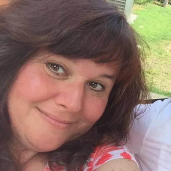 Meet your Posher, Lee - Picture 1 of 1