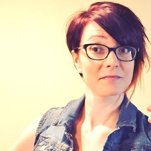 Hi ladies! Gotta Pay MY MED BILLS! - Picture 7 of 9