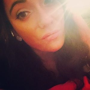 Meet your Posher, Shana