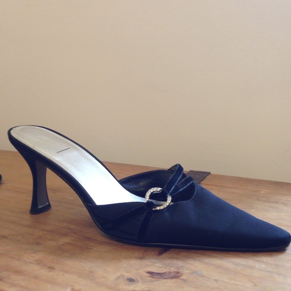 Dress shoes - Picture 2 of 2