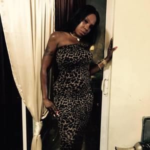 Meet your Posher, Monica