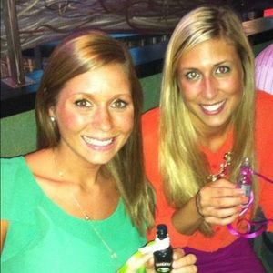 Meet your Posher, Antoinette