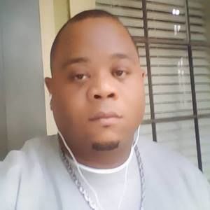 Meet your Posher, Louis