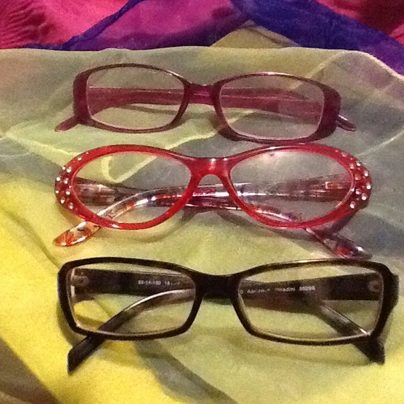 Readers, 1 pair authentic Versace frames!