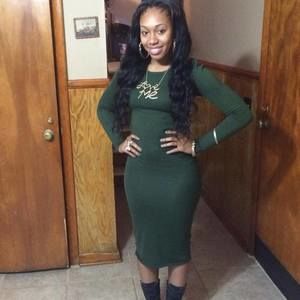 Meet your Posher, Danielle