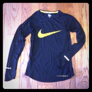 Nike live strong dri fit shirt size S