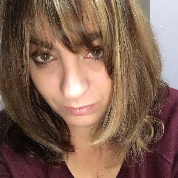 Meet your Posher, Annette