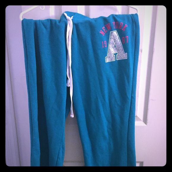 Aeropostale Fleece Lined Sweatpants