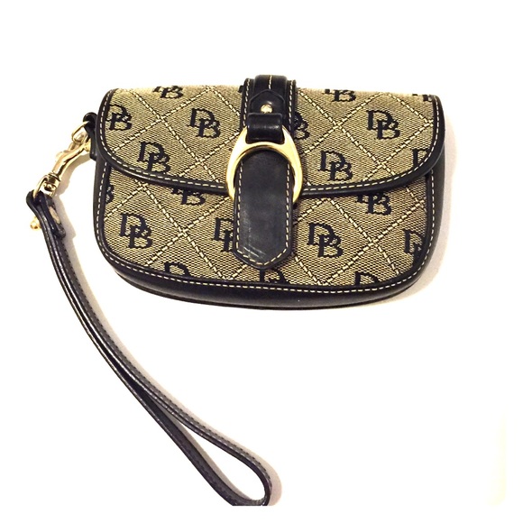 Dooney & Bourke wristlet with logo print