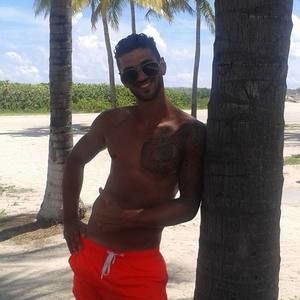 Meet your Posher, Joel