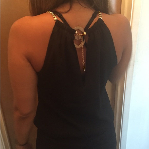 ๐NWOT Black Sleeveless Blouse w/gold accents ๐ - Picture 2 of 4