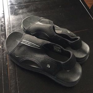 Sketchers sandals