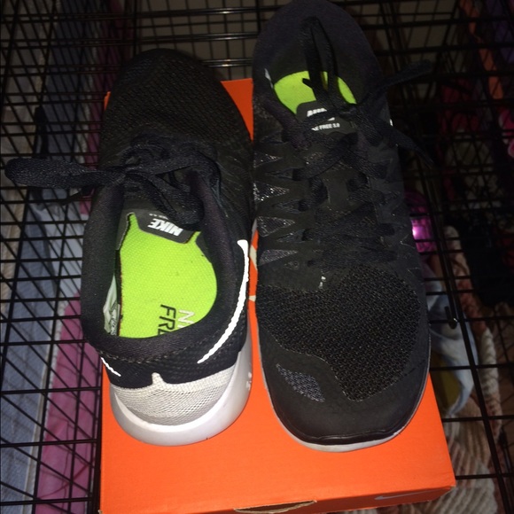 Nike free-runs