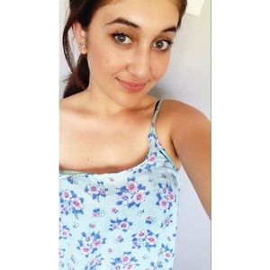 Meet your Posher, Fatima