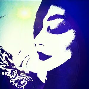 Meet your Posher, Leslie