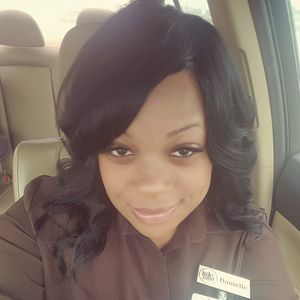 Meet your Posher, Danielle