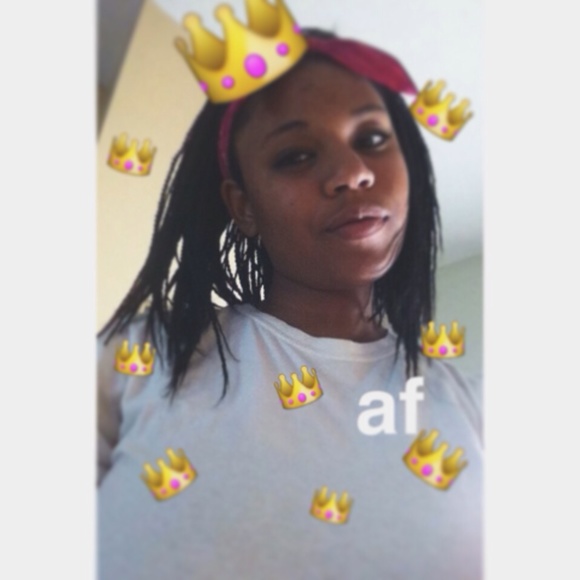 Meet your Posher, Cherelle - Picture 1 of 1