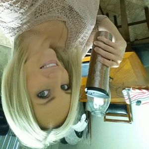 Meet your Posher, Kenna