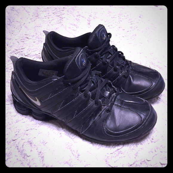 Nike Shox size 9.5