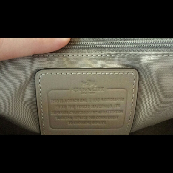 Ladies Coach purse with matching wallet - Picture 2 of 3