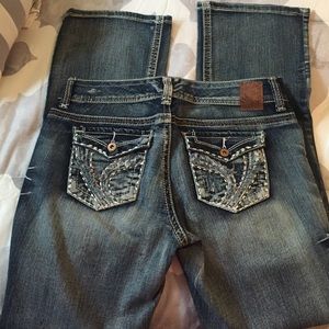 New Ariya Jeans. NWOT