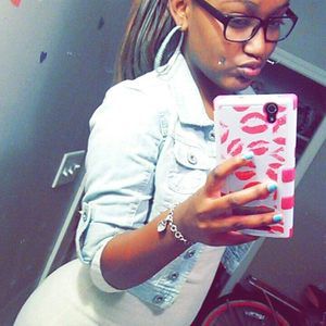 Meet your Posher, Jasmine