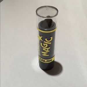 Zalan Magic lipstick grey