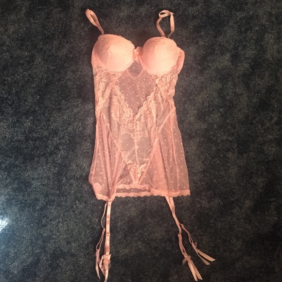 NWOT Sexy pink lingerie