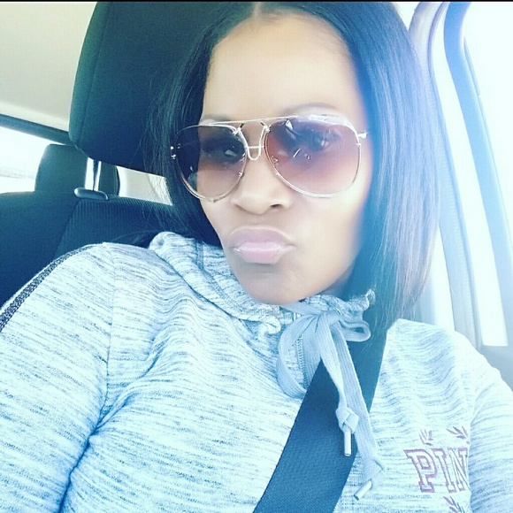 Meet your Posher, Haneesah - Picture 1 of 1