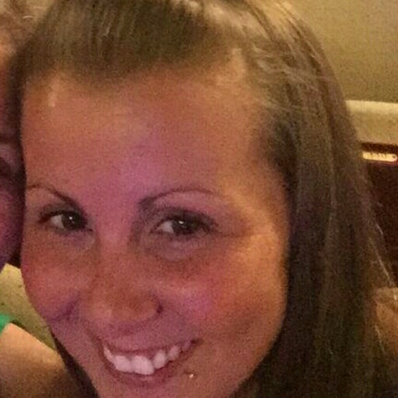 Meet your Posher, Justine - Picture 1 of 1