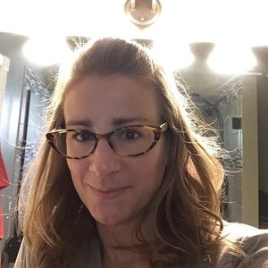 Meet your Posher, Leighsa