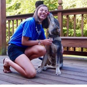 Meet your Posher, Carley