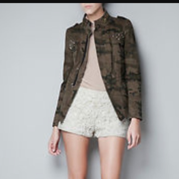 Zara camo zip jacket