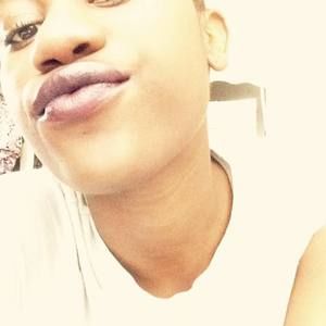 Meet your Posher, Aye