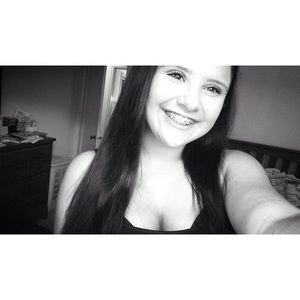 Meet your Posher, Natalie