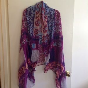 Large patterned scarf