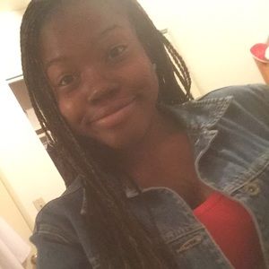 Meet your Posher, Johnnae