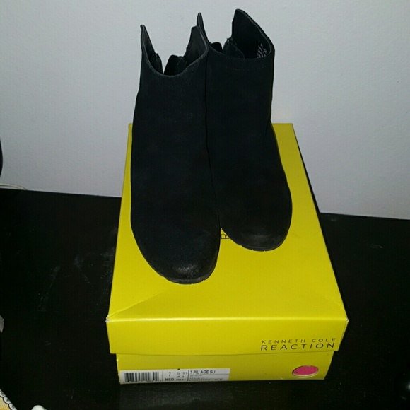 Booties - Picture 3 of 4