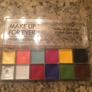 MAKE UP FOR EVER Flash Palette
