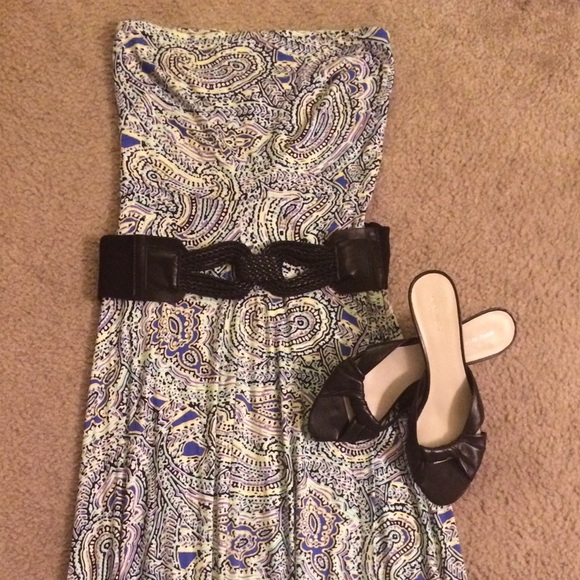 Beautiful floor length maxi.
