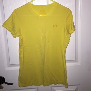 Under Armour Tshirt