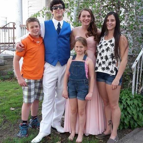 Meet your Posher, Tina