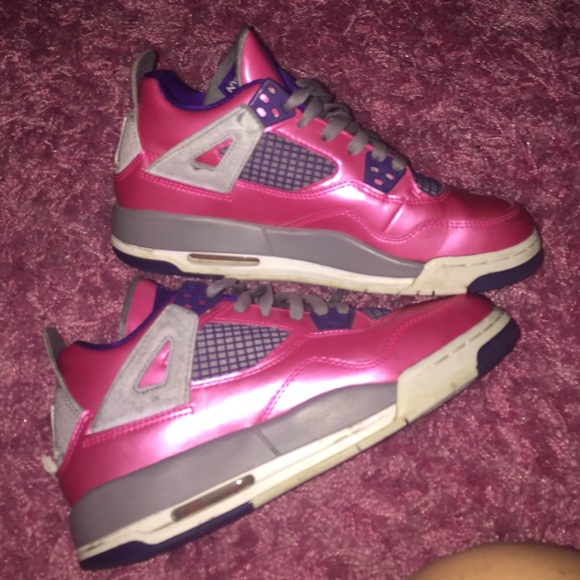 Jordan 4 - Picture 2 of 4