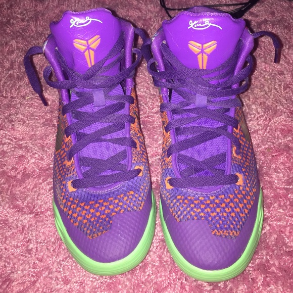 Nike Kobe shoes - Picture 1 of 3