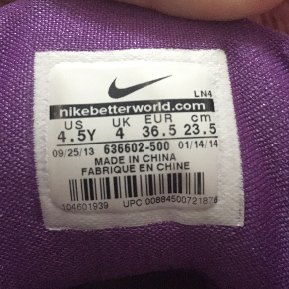 Nike Kobe shoes - Picture 3 of 3