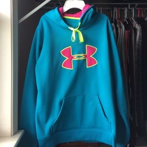Under armour sweatshirt
