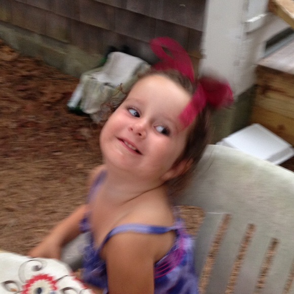 Meet your Posher, Isabella - Picture 3 of 3