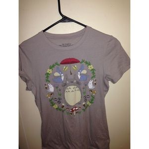 Women's totoro tee shirt