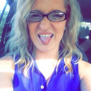 Meet your Posher, Krisi